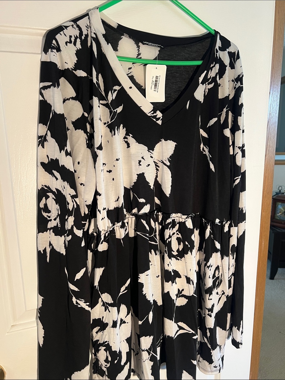 HEIMISH USA Black & White Floral V-Neck Blouse